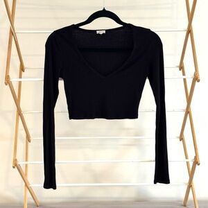 Garage Black V-Neck Ribbed Long Sleeve Crop Top